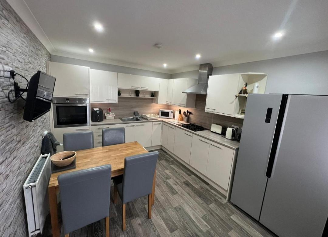 5 Riverside Place Thurso. 2 Bed, 2 Bathrooms. Buitenkant foto